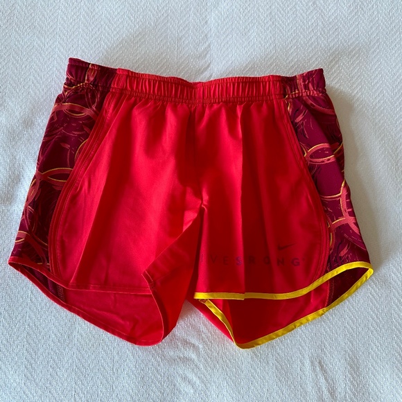 Nike Short, Size XS, Red - Picture 1 of 6